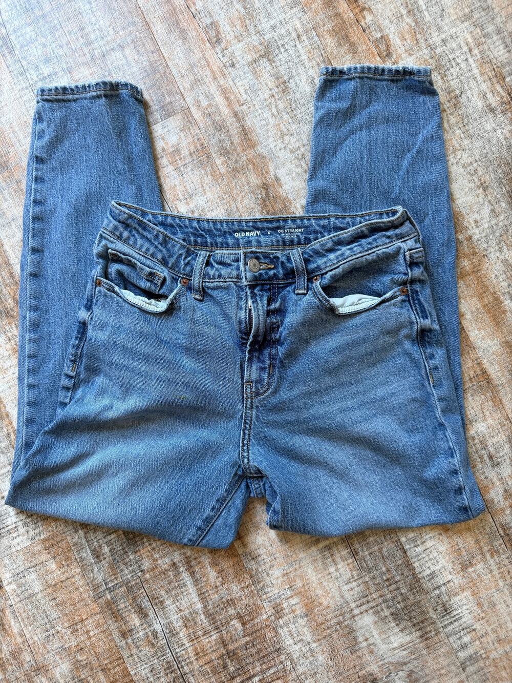 Old Navy High Rise OG Straight Leg Medium Wash Denim Sz 6 Everyday Cotton Blend